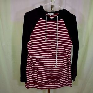 Ginkana Nursing Hoodie Medium Black Red Stripped